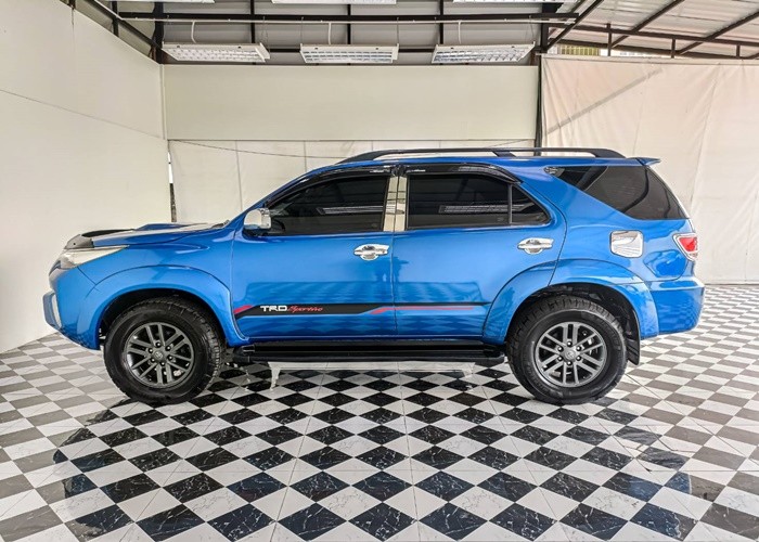 Used 5
                    TOYOTA
                     for Sale Image